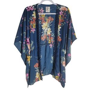 Haute Project Floral Kimono Blouse Women's Size 3X Blue Smocked Waist Lace Trim